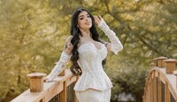 Karely Ruiz recibió cumplidos de sus seguidores por su nuevo cambio de look.