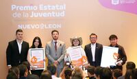El mandatario estatal entregó los galardones a los ganadores de las distintas categorías que conforman este reconocimiento.