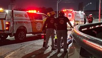 Paramédicos del CRUM trasladaron al lesionado al Hospital 21 del IMSS.