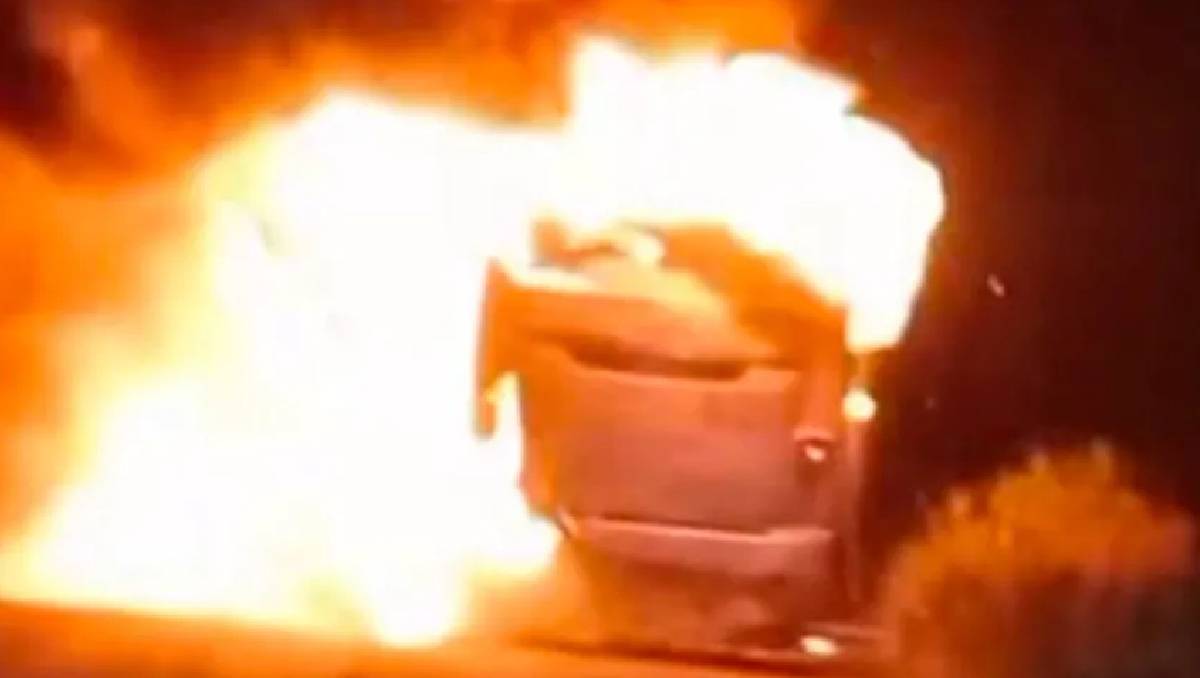 El reporte del incendio de la unidad fue reportado por atendido por elementos de seguridad | Cortesía