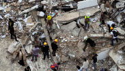 Rescatan a mexicano que pasó 7 horas bajo los escombros tras el terremoto en Colombia