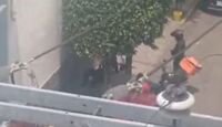 Captan supuesta agresión de policías de Guadalajara en detención | Captura de pantalla Facebook: Luis Román