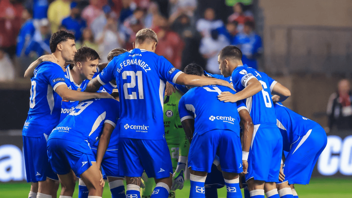 Cruz Azul cambiará el chip tras la eliminación internacional para afrontar la Liga MX. | @CruzAzul