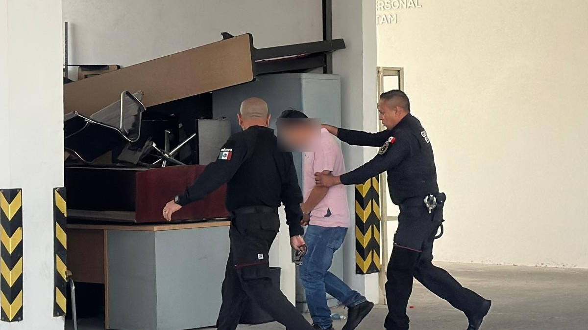 El traslado se realizó un día después de que la Fiscalía informara sobre su detención