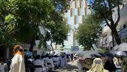 Miles de fieles participan en la Santa Cena de La Luz del Mundo | Tony Martínez