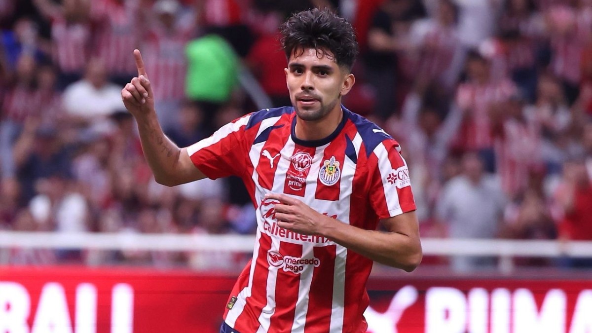 Ricardo M<rín se ganó un apod dentro de Chivas por un gol | IG: ricardomarin11