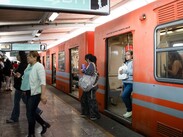 Los usuarios del Metro deben evacuar las instalaciones en caso de sismo | Cuartoscuro