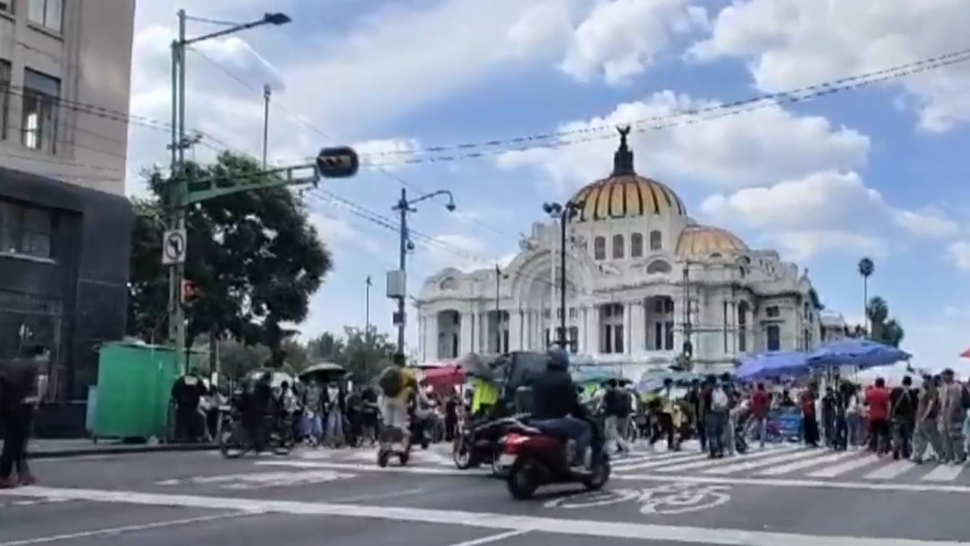 Bloqueo en Bellas Artes: comerciantes cierran Eje Central. TD Fin de Semana Nocturno CdMx, 15 de agosto de 2026