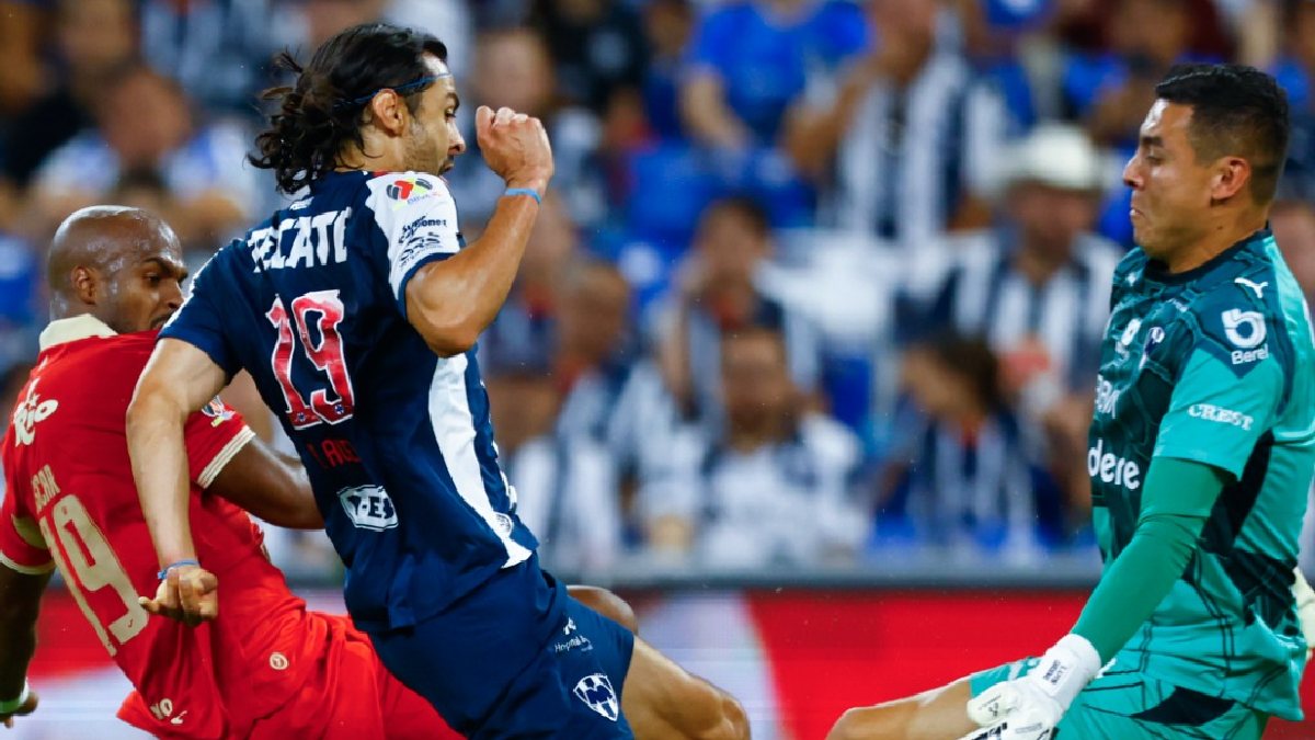 De 4 partidos que van del Apertura 2026, Alonso Aceves ha sido titular con Rayados en 3 / Jorge López