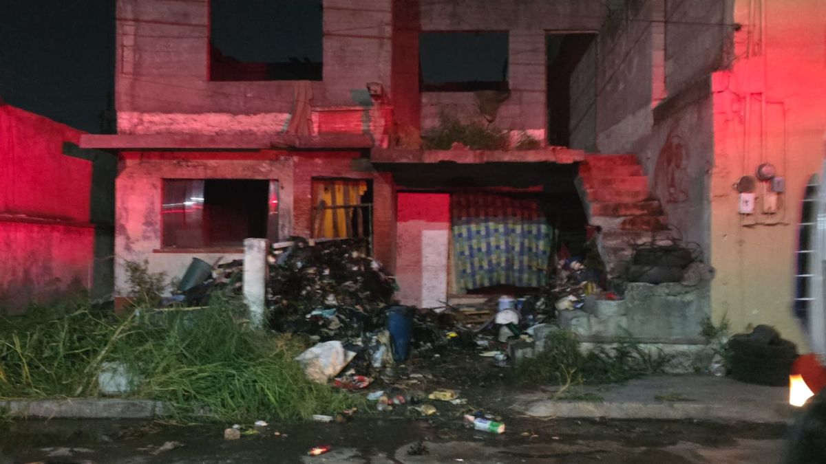 De acuerdo con los reportes, dos personas habrían ingresado al inmueble y provocado el incendio.