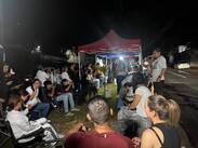 Vecinos organizan guardias de vigilancia en el predio donde se pretende construir.