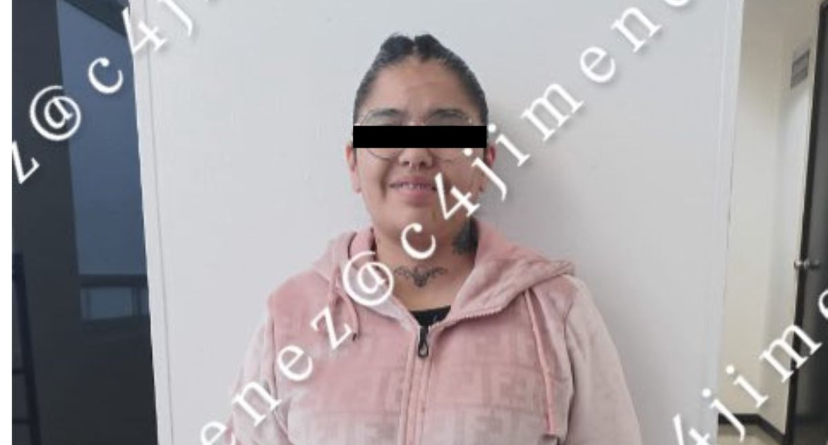 La mesera fue detenida por elementos de la SSC | Carlos Jiménez