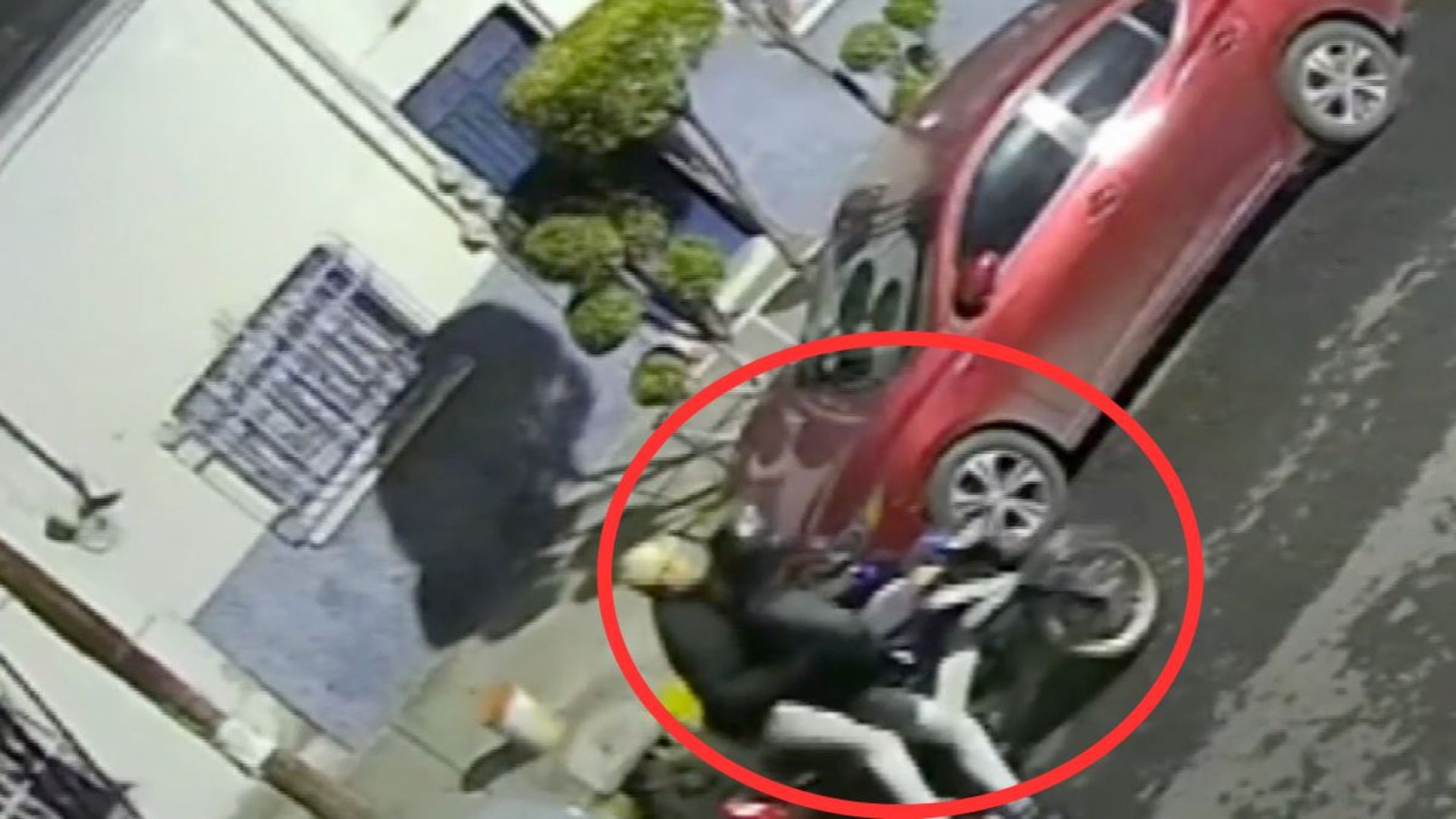 Robo de autopartes azota colonia Moctezuma; roban computadoras de autos. TD Fin de Semana Nocturno CdMx, 16 de agosto de 2026