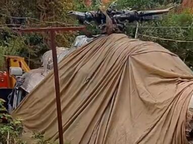 Captan traslado del helicóptero de la Marina que realizó aterrizaje de emergencia en Jalisco | ig: manifestoradiopodcast