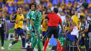 El Comité Disciplinario de la Leagues Cup castigó al portero de Tigres tras ser expulsado por empujar al silbante salvadoreño Iván Barton.