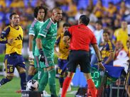 El Comité Disciplinario de la Leagues Cup castigó al portero de Tigres tras ser expulsado por empujar al silbante salvadoreño Iván Barton.