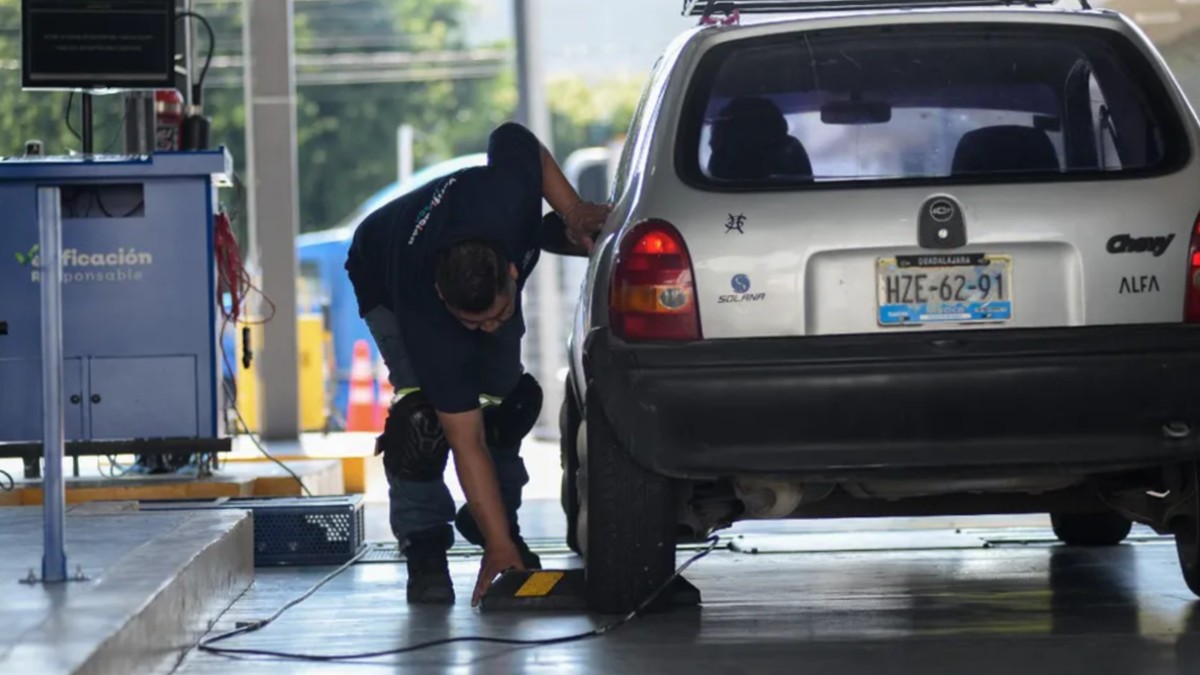 Los conductores deben identificar la terminación de sus placas y revisar el periodo que les corresponde