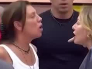 Cynthia Klitbo y Gema protagonizan fuerte pelea