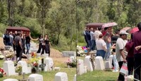 Despiden a Carmen Piña, la maestra que murió por caída de estructura en Paseo Interlomas. / Juan Camacho