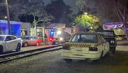 Durante el cateo, el domicilio permaneció bajo resguardo.