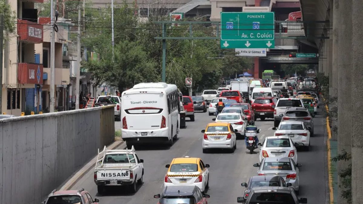 El Gobierno de Nuevo León reconoció que una empresa particular brindó el servicio de mantenimiento del Sintram del 2000 al 2010