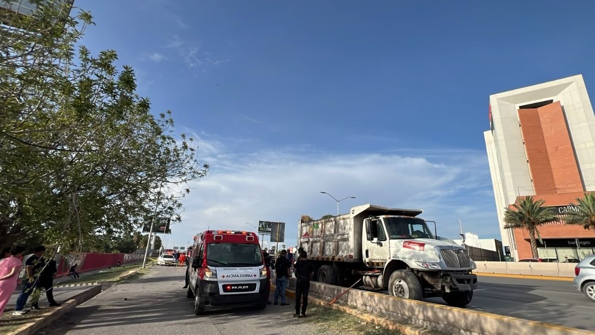El incidente generó la movilización de los cuerpos de rescate y de las corporaciones de seguridad hacia el lugar del percance.