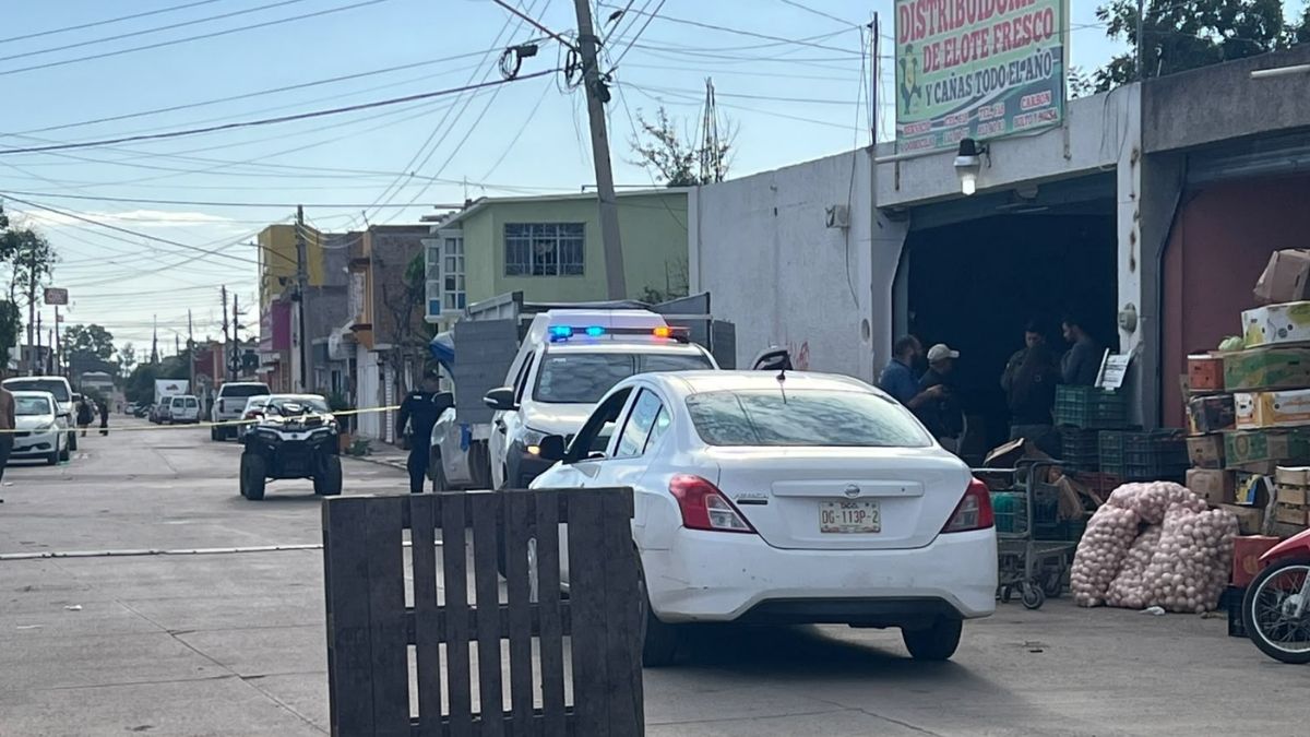 El incidente ocurrió alrededor de las 07:35 horas en las inmediaciones del Mercado de Abastos El Refugio, en la ciudad de Durango.