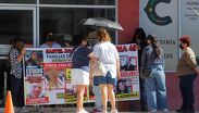Las indagatorias han derivado en órdenes de aprehensión, cateos y diligencias vinculadas a operaciones irregulares en la compra y venta de terrenos.