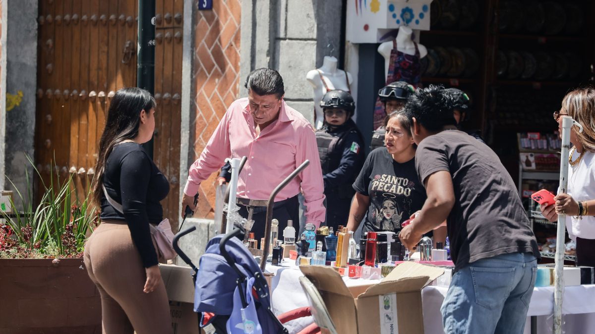 Operativos de Vía Pública y Tránsito Municipal buscan garantizar el orden en la calle 6 Oriente, conocida como la "Calle de los Dulces",