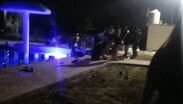 Paramédicos intentaron reanimar a un hombre que fue encontrado inconsciente en una alberca