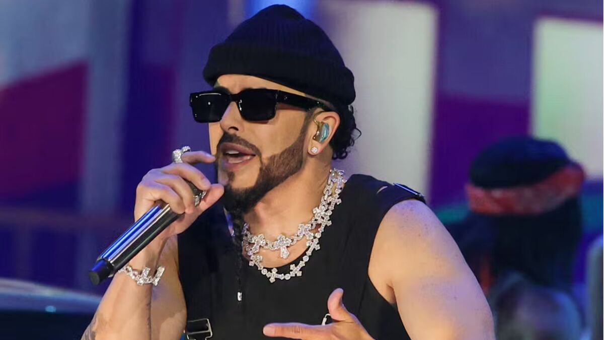 Yandel regresa a Monterrey con un show que fusiona reggaetón y orquesta