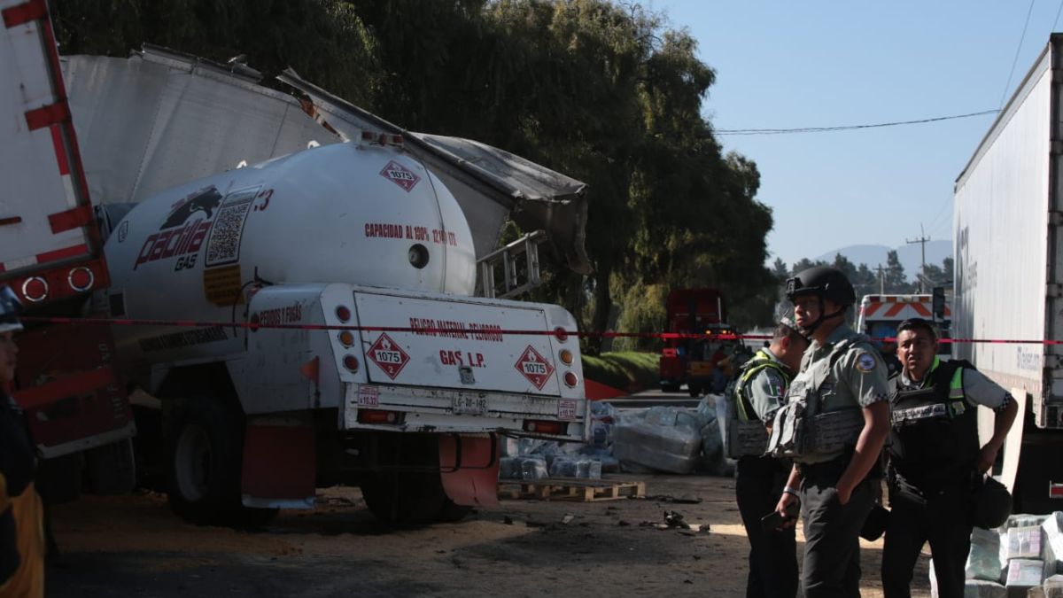 Choque ocurrió aproximadamente a las 6:00 horas en la carretera Toluca-Tenango. | Cortesía: Ayuntamiento de San Antonio La Isla