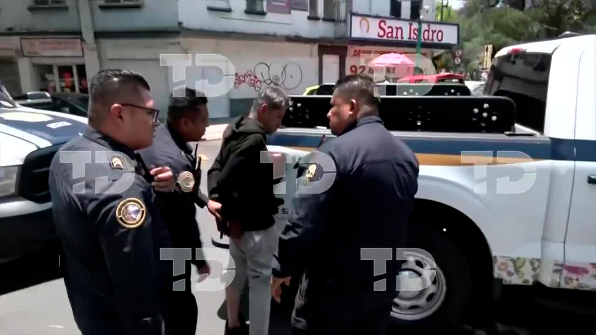 Detienen en la colonia Doctores a ladrón de autopartes tras ser grabado por el C5 robando