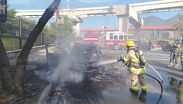 El incidente ocurrió en el carril exprés de la vialidad, a la altura del puente de Félix U. Gómez.