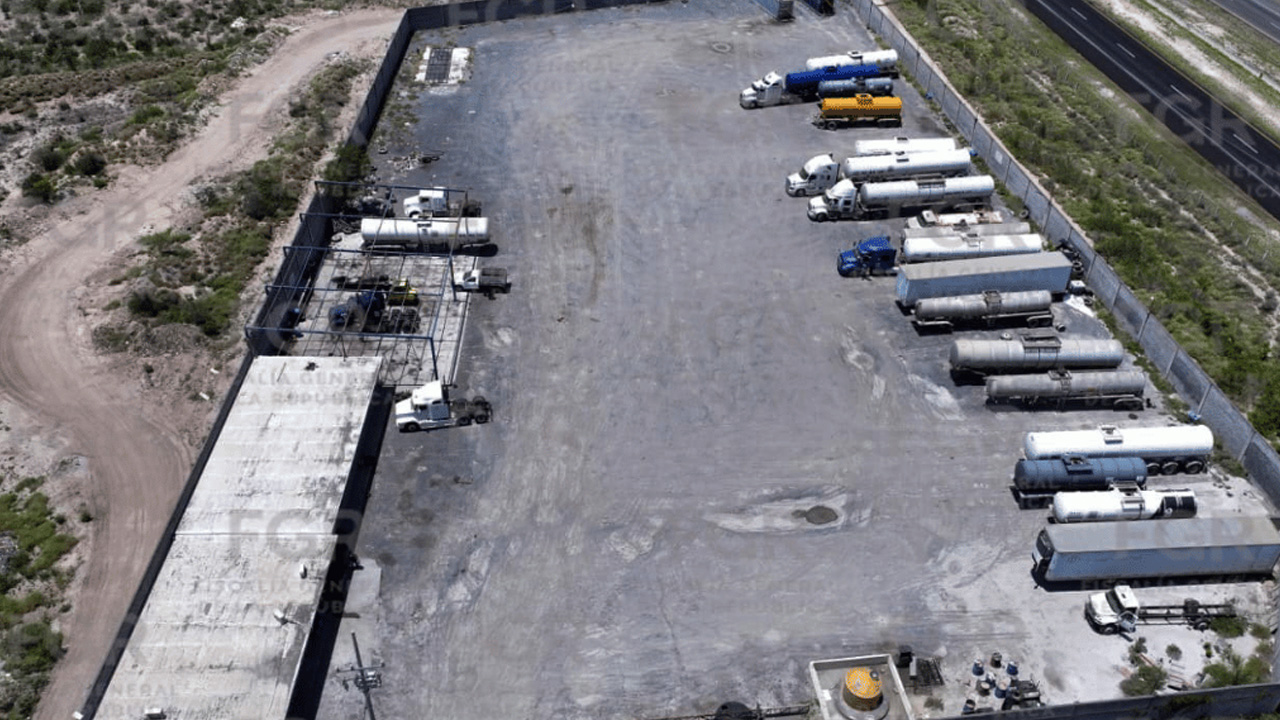 Aseguran más de 300 mil litros de hidrocarburo durante cateo en Escobedo