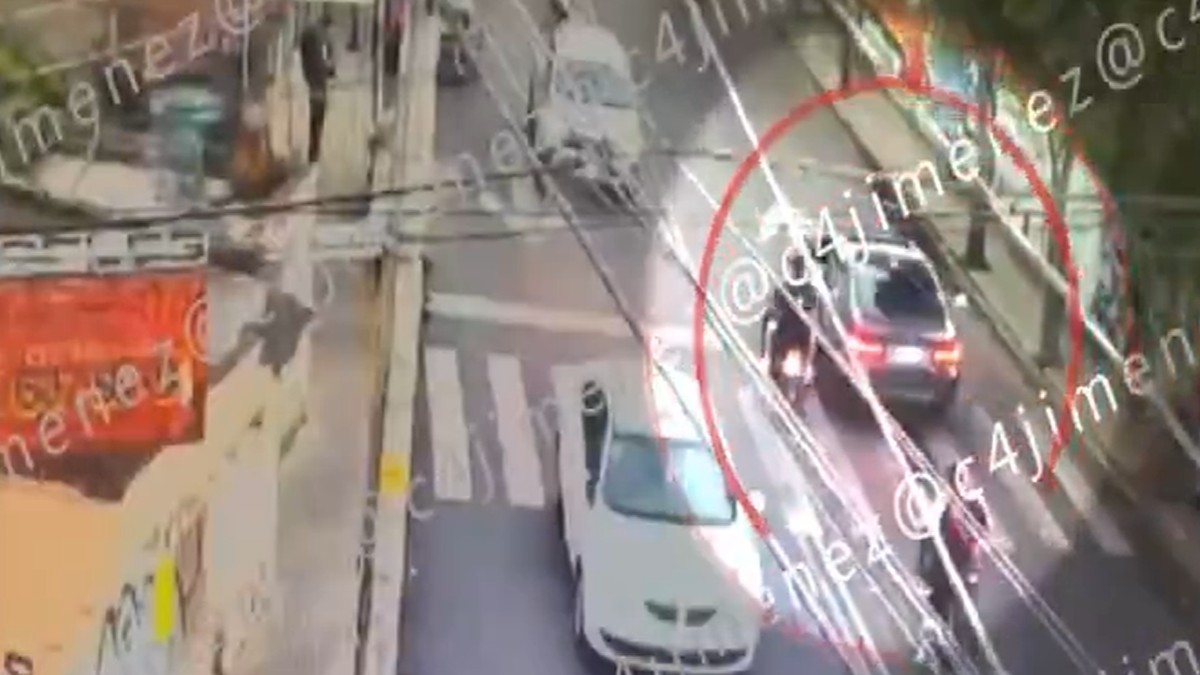 Asesinan a 'El Capibara' tras chocar su auto en Santa Lucía.