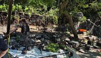 Una barda en construcción se derrumbó en Huixquilucan, Edomex; hay 3 muertos y 3 heridos. | Redes sociales