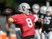 Kirk Cousins se perfila para ver actividad en el arranque de la ofensiva de los Malosos bajo la tutela de Klint Kubiak.