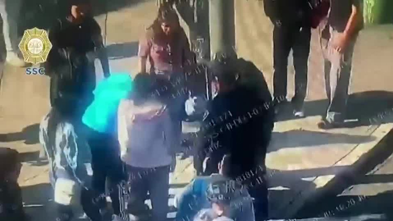Policías salvan a bebé que se asfixiaba con un pedazo de pan en la colonia Obrera