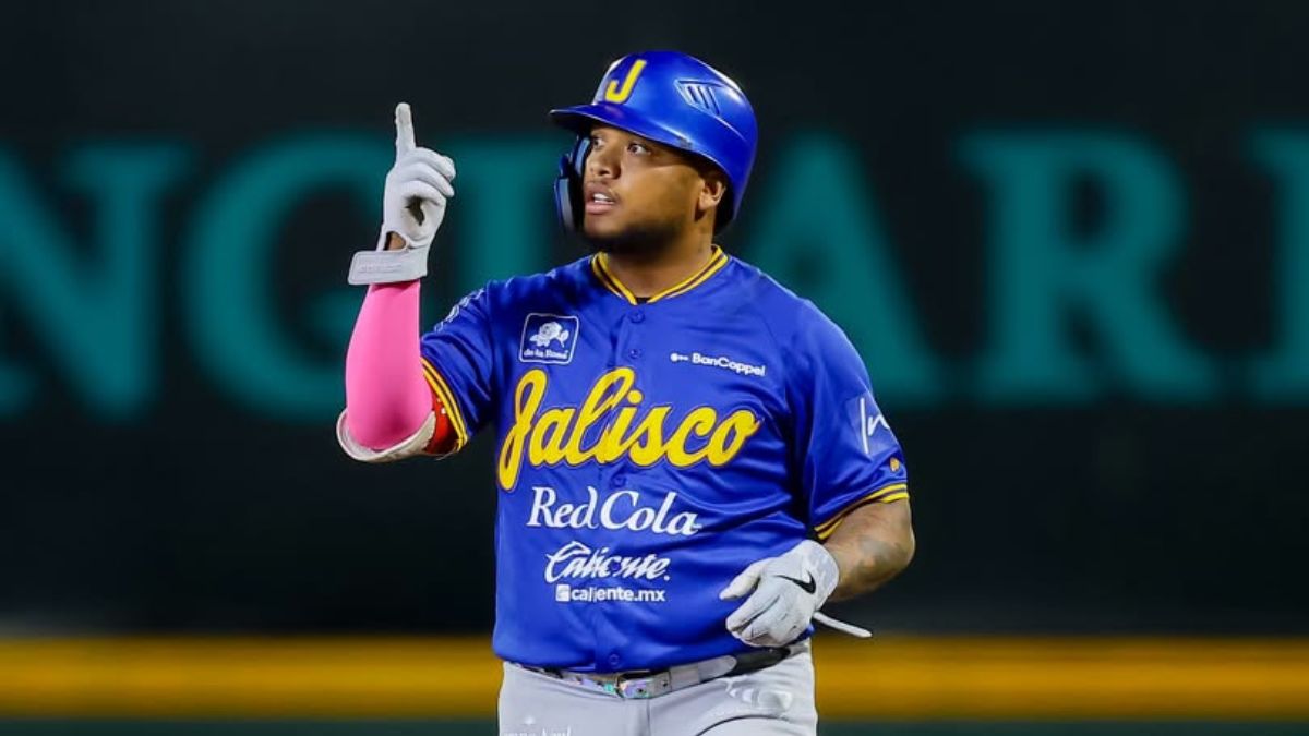 Willie Calhoun jugador estadounidense que brilla con Charros de Jalisco.