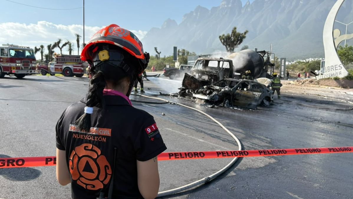 De acuerdo a los primeros reportes, la unidad de carga se quedó sin frenos.