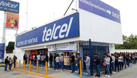 Filas en las sucursales de Telcel vincular la línea al CURP