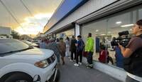 Las filas se extendieron durante varias horas en diferentes puntos de la ciudad.