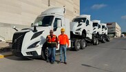 Los tractocamiones Volvo arribarán a los patios de Mexlog.