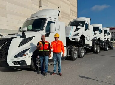 Los tractocamiones Volvo arribarán a los patios de Mexlog.