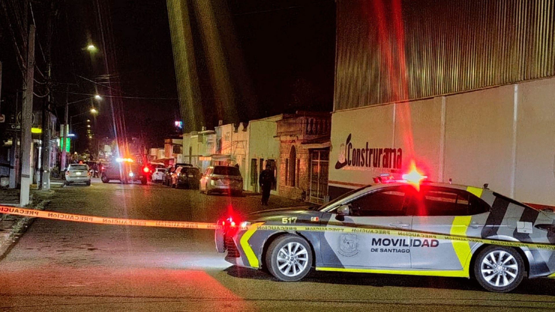 Santiago: Policía dispara contra hombre que intentó agredirlo con machete