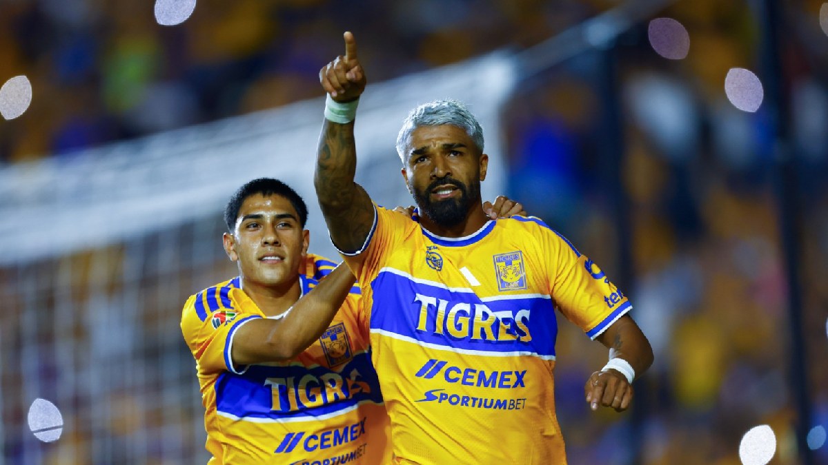 Atlante falló un penalti antes de los 2 goles que convirtió Tigres / Jorge López