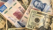 Los bancos registran el diario el precio del dólar para sus tipos de cambio | Freepik