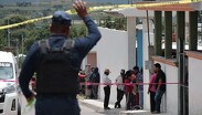 Debido a los golpes que presentaba, se analiza si fueron sus propios acompañantes quienes mataron al hombre en Santa Isabel Cholula / Agencia EsImagen