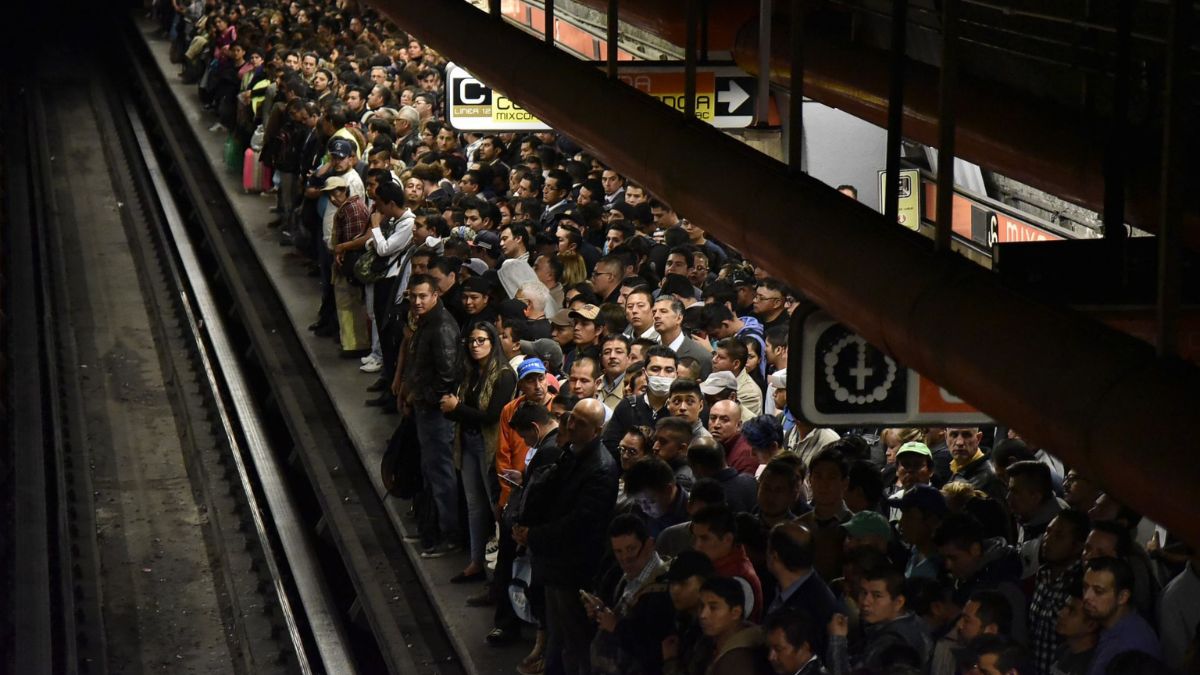 Durante las vacaciones escolares la afluencia en las 12 líneas  del Metro CdMx tiende a bajar.